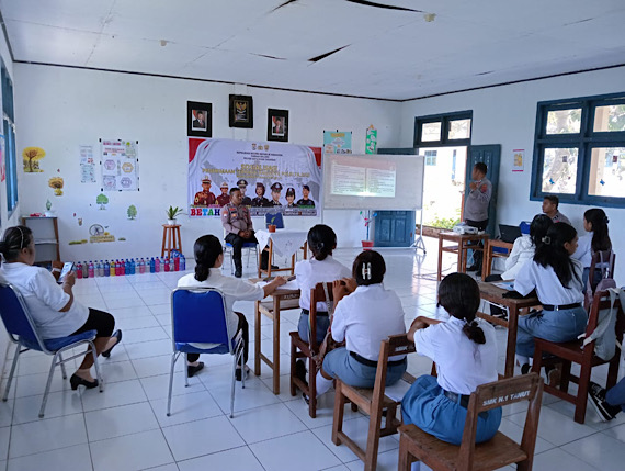 Dukung program Asta Cita 100 hari kerja Presiden RI, Polsek Tanut gelar sosialisasi penerimaan Anggota Polri