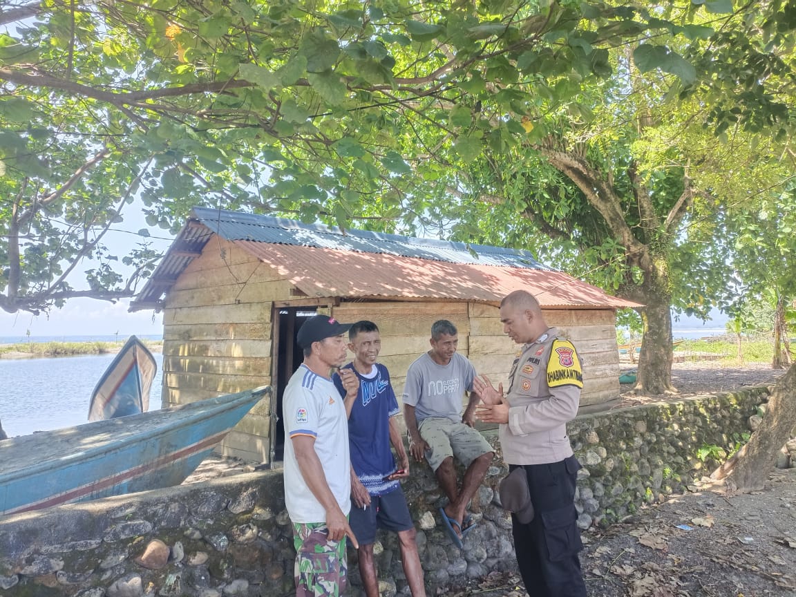 Bhabinkamtibmas Polres Buru Selatan Melaksanakan Giat Colling Sistem  dalam rangka pemilu damai