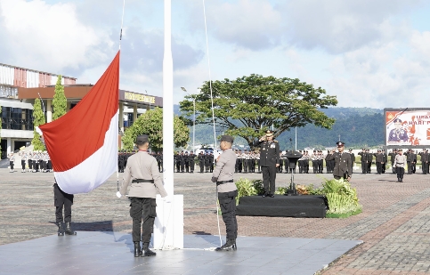 Pimpin Upacara Hari Pahlawan, Wakapolda: Kita Teruskan Perjuangan Wujudkan Indonesia yang Sejahtera, Adil dan Makmur