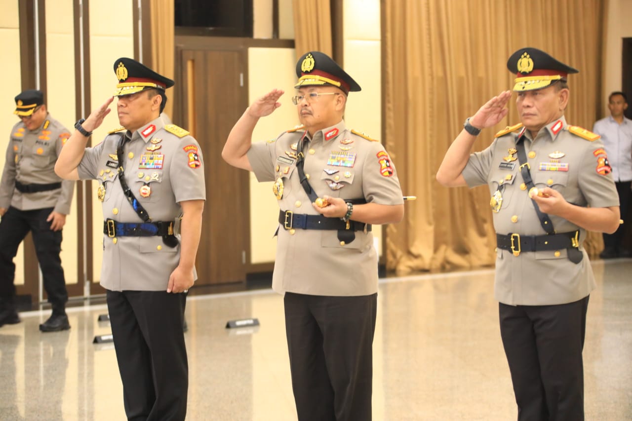 Kapolri Lantik Pejabat Utama Baru: Dorong Profesionalisme dan Meningkatkan Pelayanan