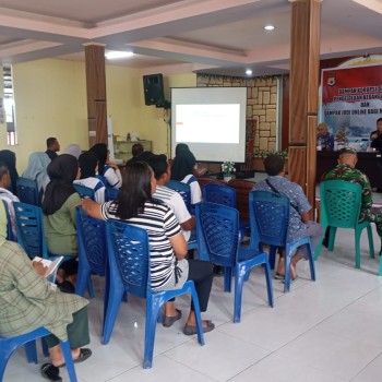 Sat Reskrim Polresta Ambon Sosialisasikan Dampak Korupsi dan Judi Online bagi Masyarakat di Desa Hunuth