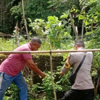 Bhabinkamtibmas Polsek Leihitu Monitoring Kampung Tangguh Nusantara 