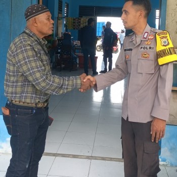 Bhabinkamtibmas Negeri Kailolo Berikan Himbauan Kamtibmas untuk Jaga Keamanan dan Ketertiban