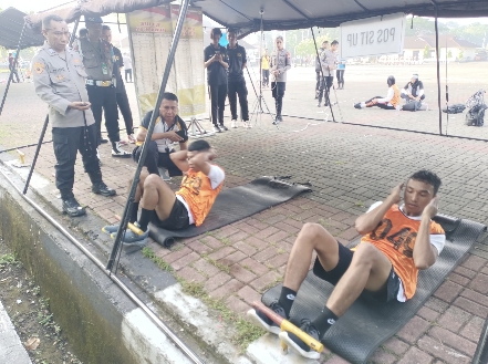 6 Casis Bakomsus Polri Panda Maluku Jalani Tes Kesamaptaan Jasmani
