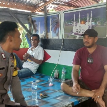 BHABINKAMTIBMAS NEGERI KAILOLO LAKSANAKAN PATROLI SAMBANG DAN HIMBAUAN KAMTIBMAS KEPADA WARGA