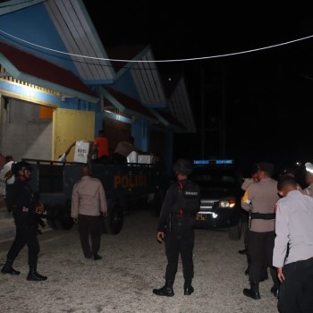 Polres Kepulauan Tanimbar kawal ketat pengembalian logistik Pilkada usai Pleno tingkat Kabupaten