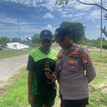 Polsek Kisar Gencar Sosialisasikan Larangan Judi Online Kepada Warga Desa Purpura