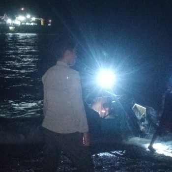 KPPP Polsek Wetar Layani Aktifitas Warga di Pelabuhan Alternatif Laut Lerokis