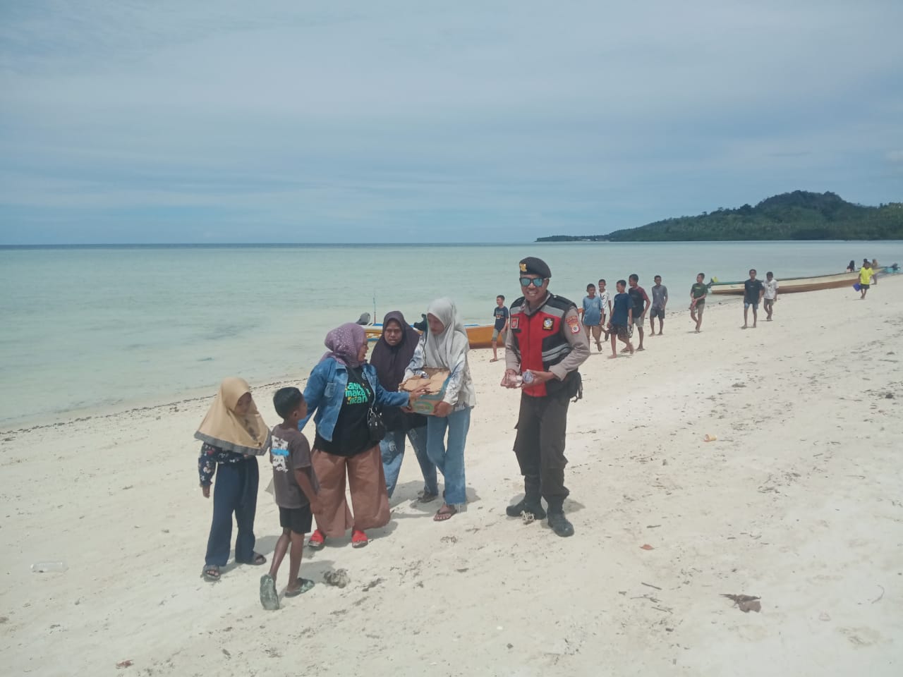 Personil Polsek Kepala Madan Lakukan Kegiatan Patroli Kewilayah Menjaga Kemanan Destinasi Wisata Pantai