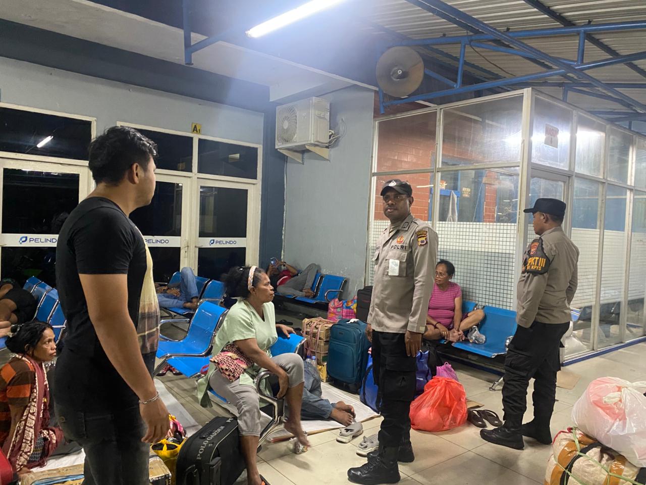Giat Patroli Polsek KPYS di Kawasan Terminal Penumpang Pelabuhan Yos Sudarso