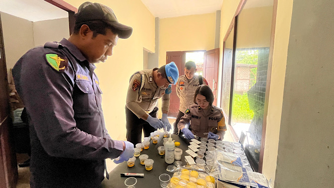 Pastikan Personel bebas dari Narkoba, Polres Kepulauan Tanimbar gelar tes urine