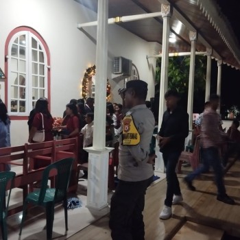 Pengamanan Ibadah oleh Kepolisian di Gereja Bethesda Jemaat Silale