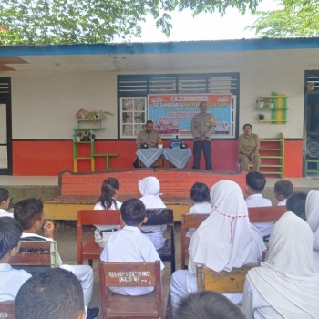 Kembali Bhabinkamtibmas ini Lakukan Sosialisasi Bullying kepada Siswa SD