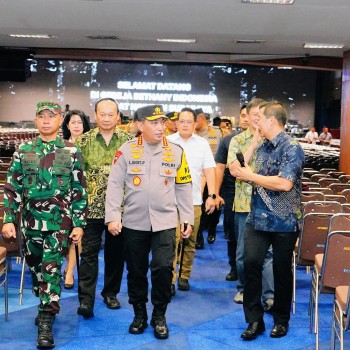 Kapolri Pastikan Pengamanan Gereja di Surabaya Jawa Timur