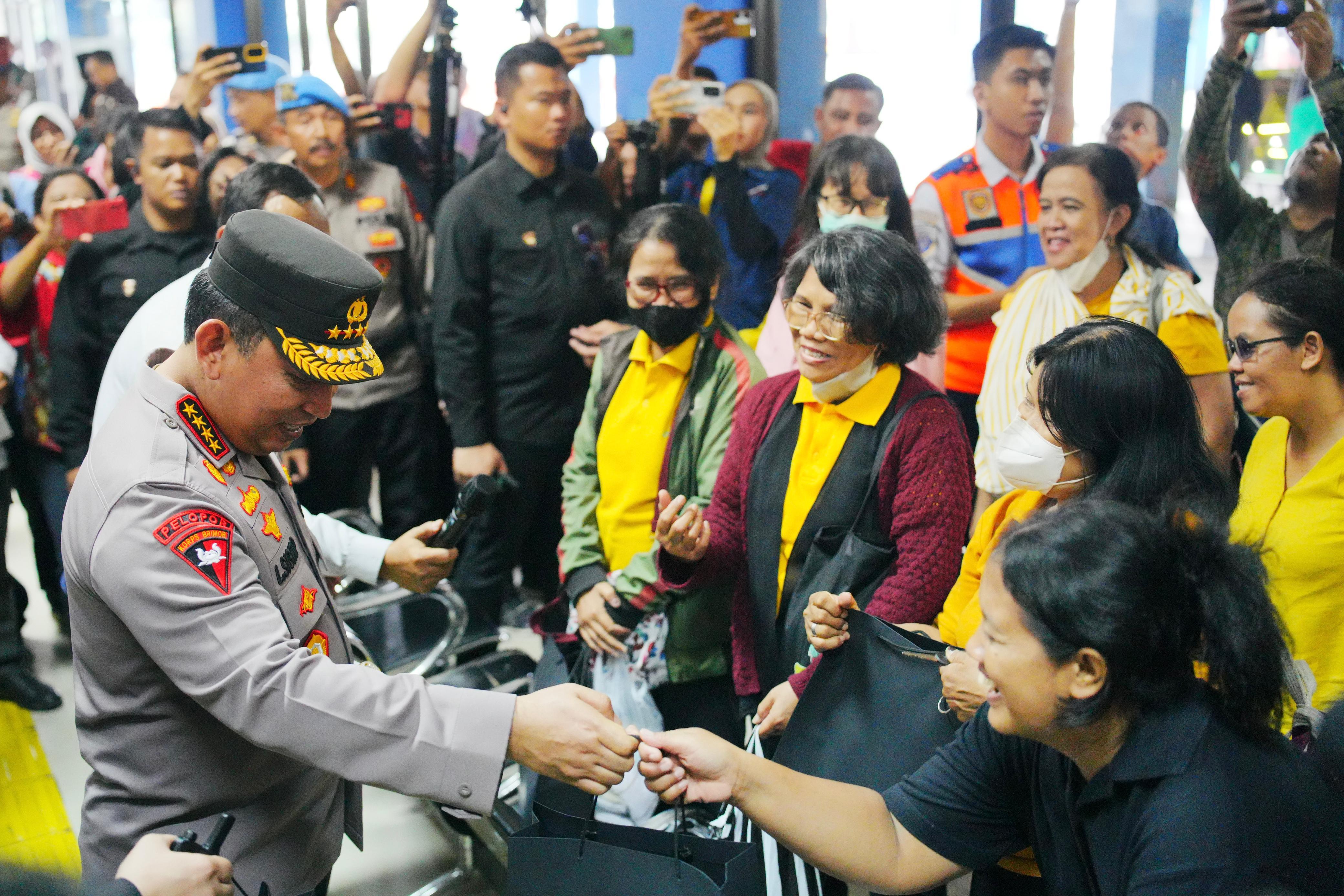 Kapolri Cek Kesiapan Terminal Hingga Wisata di Solo Jelang Natal dan Tahun Baru