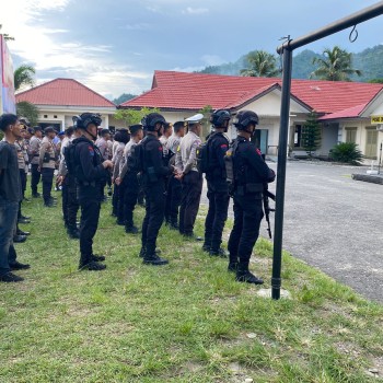 Laksanakan Apel Kesiapan, Polres Buru Selatan Siap Amankan Malam Pergantian Tahun 2025