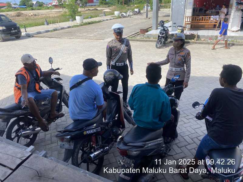 Satlantas Polres MBD Edukasikan  Kamseltibcarlantas, Tekankan Warga Disiplin Berlalu Lintas