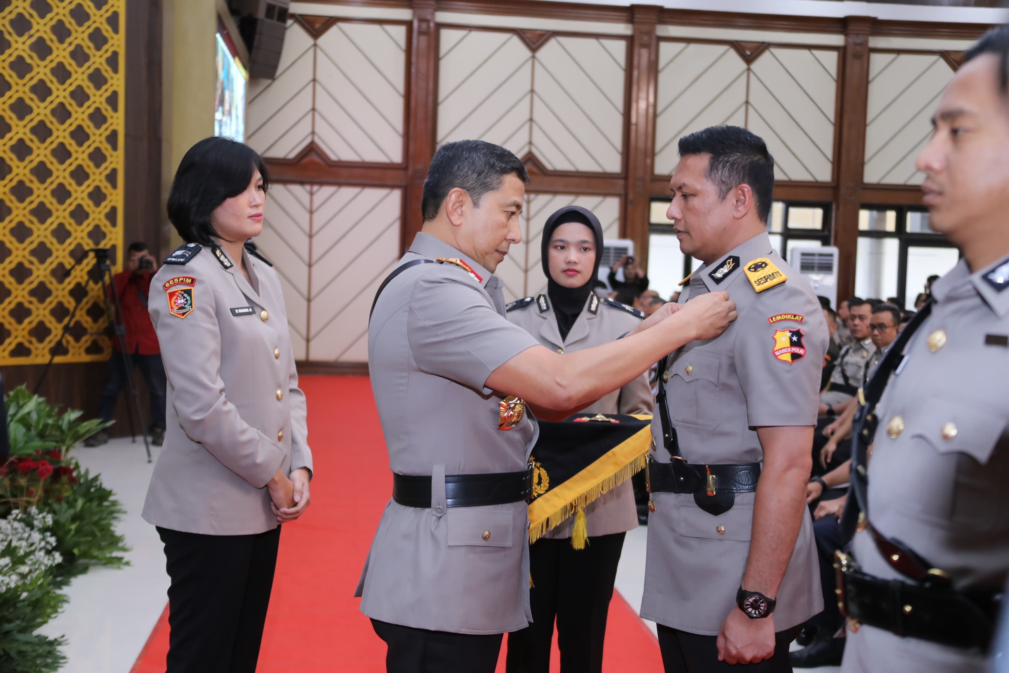 Wakapolri Resmi Membuka Pendidikan Sespimti Polri Dikreg ke-34 dan Sespimmen Polri Dikreg ke-65 TA 2025 di Lembang