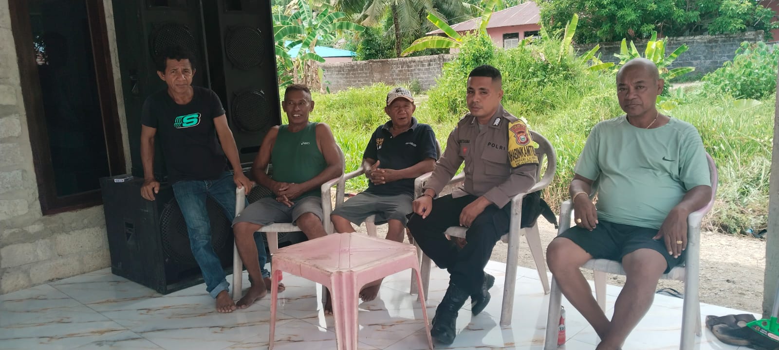 Bhabinkamtibmas Negeri Lilibooi Sampaikan Pesan Penting untuk Jaga Kamtibmas