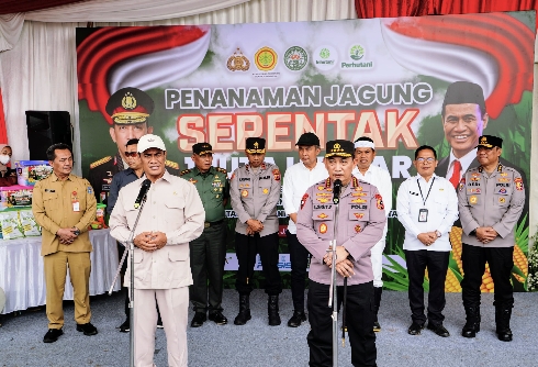 Gerakan 1 Juta Hektare Jagung: Sinergi Polri dan Kementrian Pertanian Wujudkan Swasembada Pangan 2025
