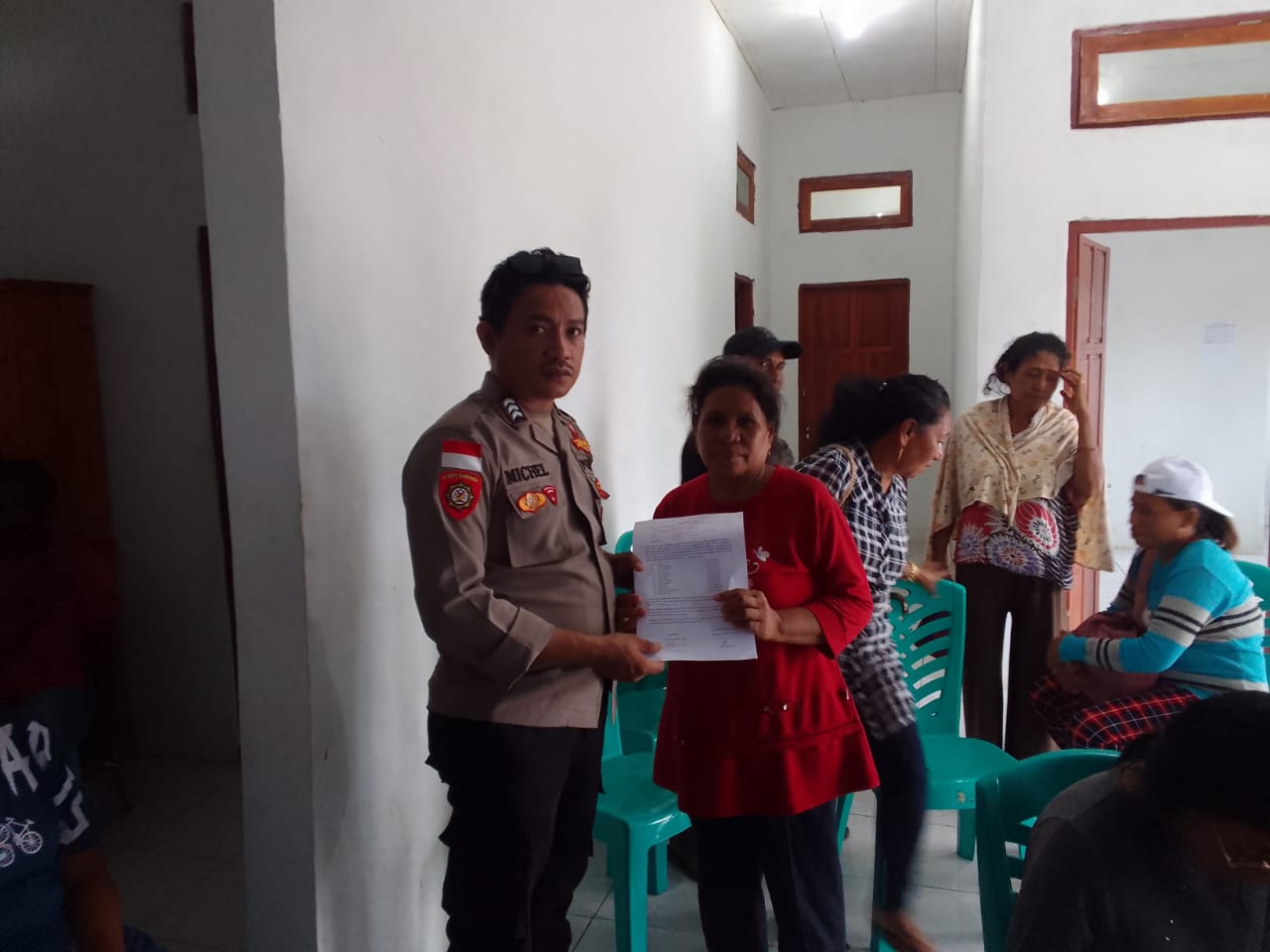 Polsek Wetar Lakukan Pendekatan Restorative Justice Selesaikan Masalah Warga.