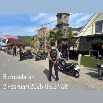 Personil Sat Samapta Polres Buru Selatan Laksanakan Pengamanan dan Patroli Gereja