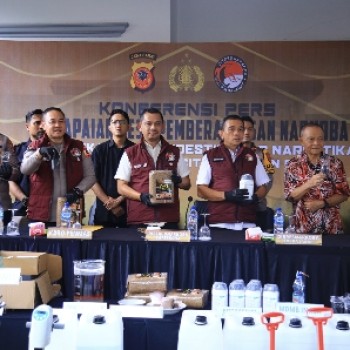 Polri Ungkap Laboratorium Clandestine Narkoba Terbesar di Jawa Barat, 5 Juta Jiwa Diselamatkan