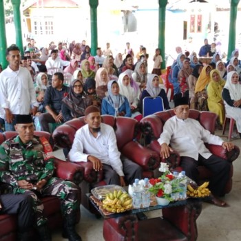 Bhabinkamtibmas Negeri Tial Hadiri Peringatan Isra Mi’raj dan Pelantikan Remaja Masjid Baiturahman