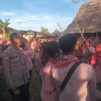 Pelaksanaan Pengamanan Tutup Baileo Rumah Adat Simaloa Pelamahu 2025 di Negeri Nolloth