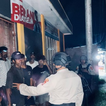 Cegah Terjadinya Kriminalitas Di Malam Hari Satuan Samapta Laksanakan Patroli Malam Hari.