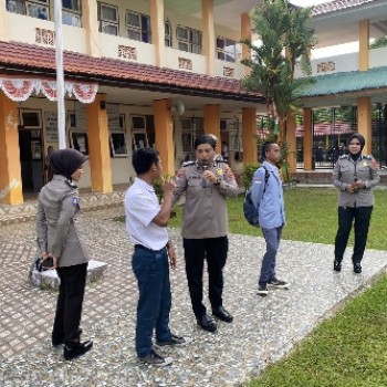 Cegah Tawuran Pelajar, Satgas Ops Keselamatan Salawaku Sambangi SMK Negeri 2 Ambon