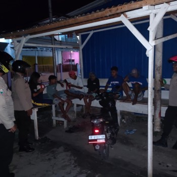 Giat patroli malam Polsek Piru Ciptakan Rasa Aman.