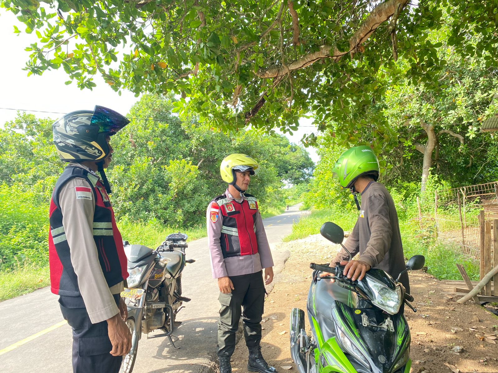 Melalui Patroli Harkamtibmas, Polsek Wetar Tekankan Warga Jaga Stabilitas Kamtibmas