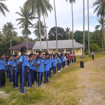 Police Goes To School, Sat Lantas Polres Buru Selatan Sosialisasikan Ops Keselamatan Salawaku 2025