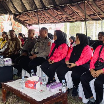 Polres Buru Selatan dan Polsek Jajaran Ikuti Launching Program Pekarangan Pangan Lestari dan Laksanakan Kegiatan Ketahanan Pangan