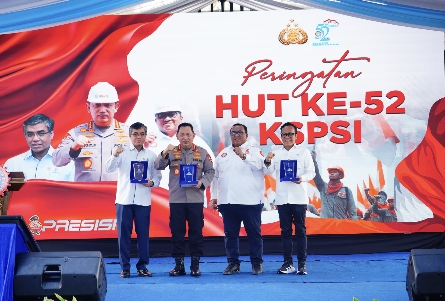 Kapolri Ajak Buruh Berpartisipasi Dalam Upaya Pemerintah Memperluas Lapangan Pekerjaan