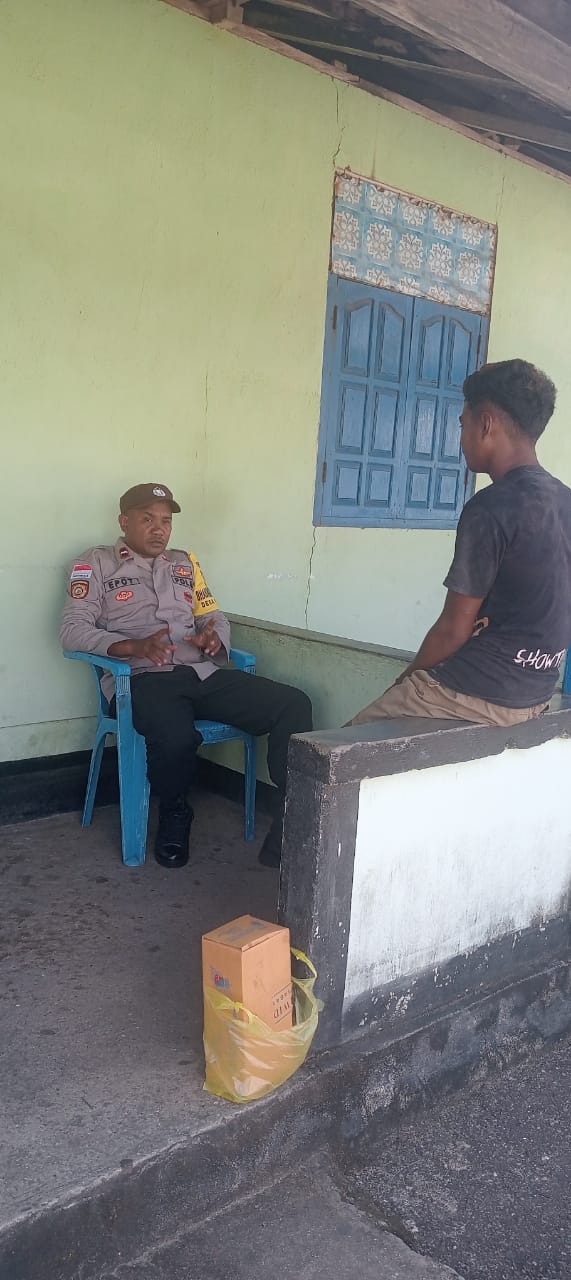Bhabinkamtibmas Aipda Salawane Minta Warga Pro Aktif Jaga Kamtibmas