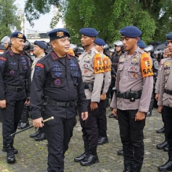 Jelang Hari Raya Idul Fitri 1446 H, Danpas Pelopor Korbrimob Polri Cek Kesiapan Pasukannya