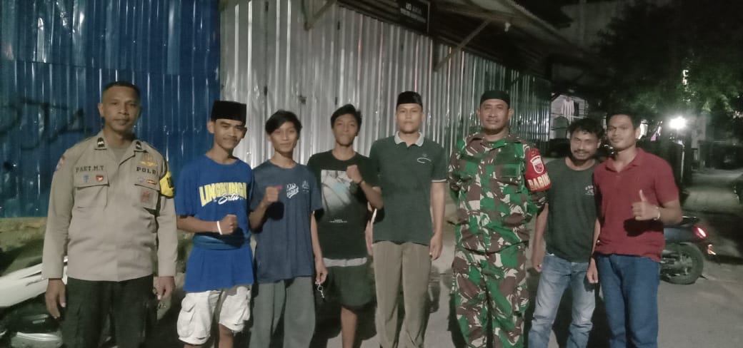 Bhabinkamtibmas Negeri Hative Kecil Gelar Patroli Malam dan Himbauan Kamtibmas