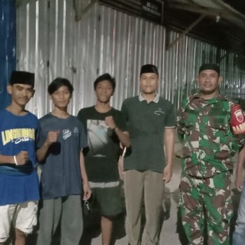 Bhabinkamtibmas Negeri Hative Kecil Gelar Patroli Malam dan Himbauan Kamtibmas