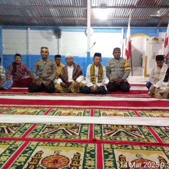 Polres Buru Selatan Melaksanakan Pengamanan Sholat Tarawih di Bulan Rahmadhan 1446 H