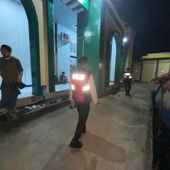 Berikan rasa aman saat Sholat subuh, Sat Samapta Polres Kepulauan Tanimbar gelar Patroli rutin