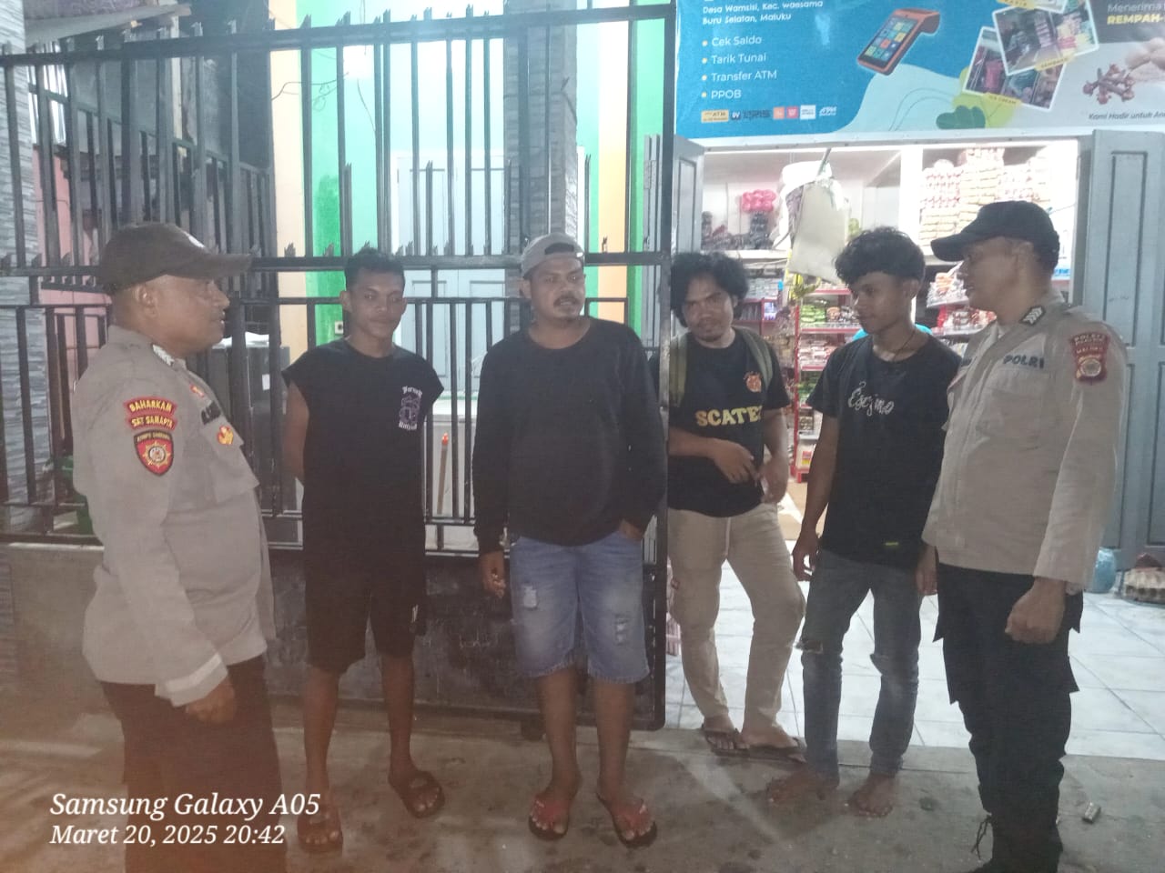 Polsek Waesama Gencar Patroli Sahur, Jaga Kamtibmas Selama Ramadan