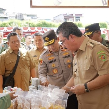 Wakapolda Maluku Hadiri Bazar dan Gerakan Pangan Murah Kodam XV/Pattimura