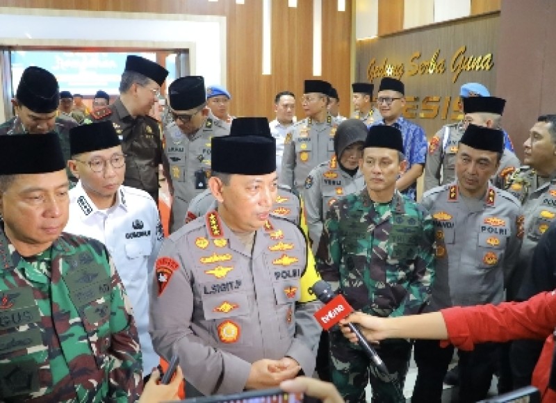 Perkuat Silaturahmi, Kapolri-Panglima TNI Hadiri Safari Ramadhan di Polda Lampung