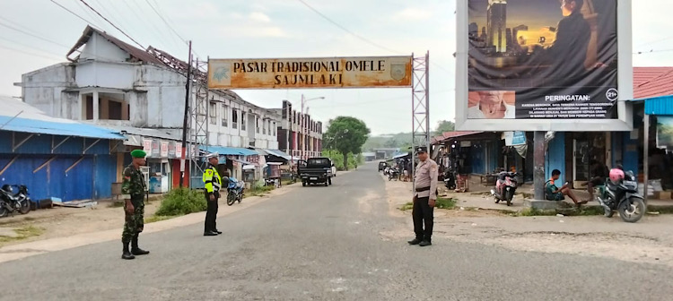 Personel Pos Pam Ops Ketupat Salawaku 2025 Polres Kepulauan Tanimbar, gelar patroli dan  pengaturan