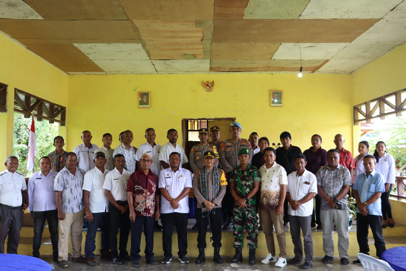 Kunjungan Kerja Kapolres Seram Bagian Barat Di Wilayah Hukum Polsek Taniwel Kec.Taniwel Dan Wilayah Hukum Polsek Taniwel Timur Kec. Taniwel Timur.