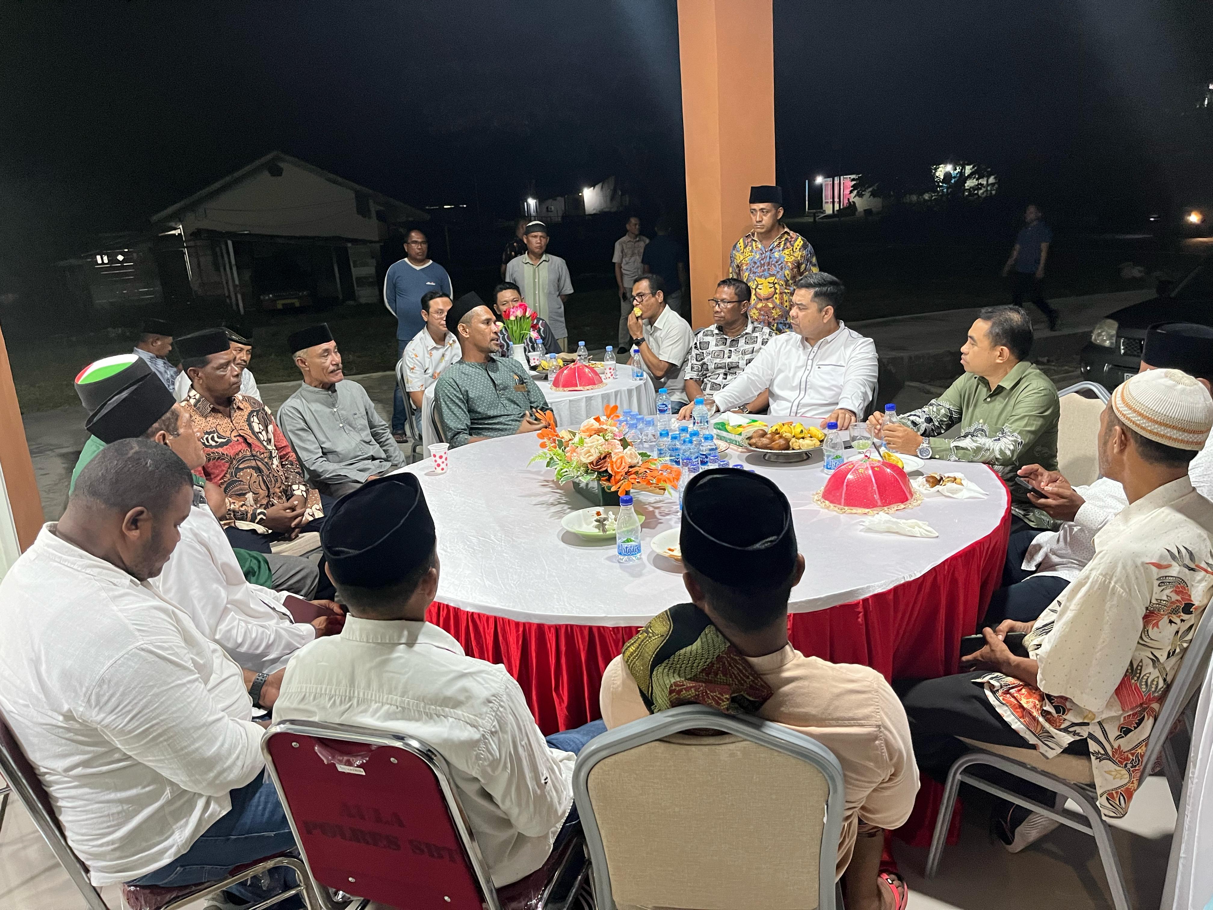 Jaga Kamtibmas, Kapolres SBT Gelar Pertemuan Bersama Kepala Desa di Kab. SBT