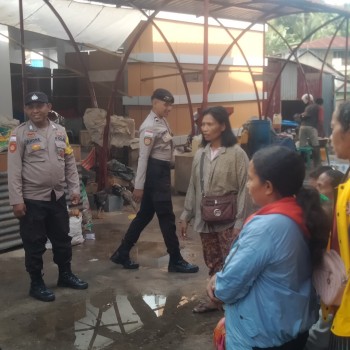 Polsek Kisar laksanakan Jumat Curhat Bersama Warga Desa Wonreli Ciptakan Kondusifitas Kamtibmas aman terkendali