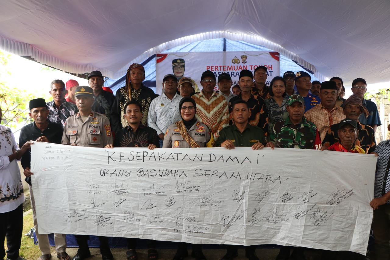 Kapolres  Buru Lakukan Pertemuan  dengan Masyarakat se-Kecamatan Seram Utara Timur Kobi dan Seram Utara Seti